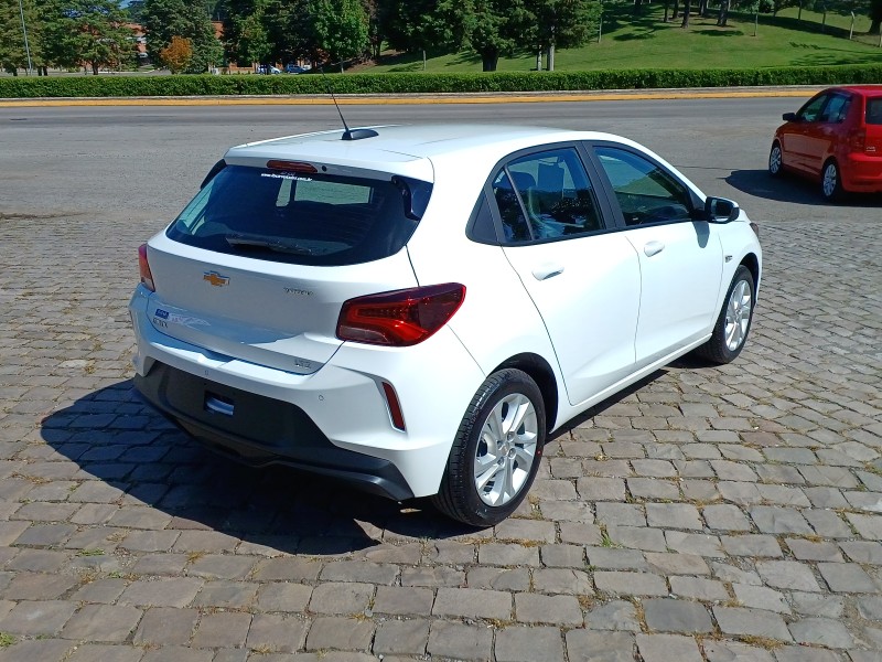 ONIX 1.0	LTZ PLUS 8V TURBO FLEX 4P AUTOMÁTICO - 2026 - FLORES DA CUNHA