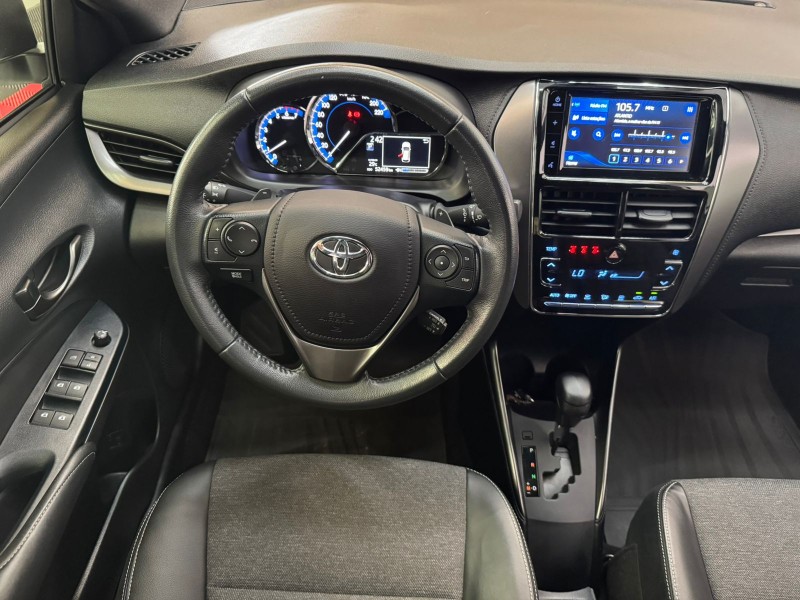 YARIS 1.5 XS 16V FLEX 4P AUTOMÁTICO - 2023 - CAXIAS DO SUL