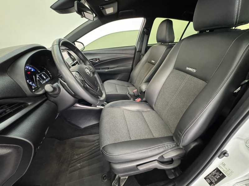 YARIS 1.5 XS 16V FLEX 4P AUTOMÁTICO - 2023 - CAXIAS DO SUL