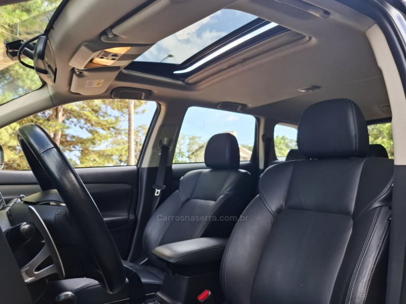 OUTLANDER 2.0 MIVEC HPE GASOLINA 4P AUTOMÁTICO - 2020 - BENTO GONçALVES