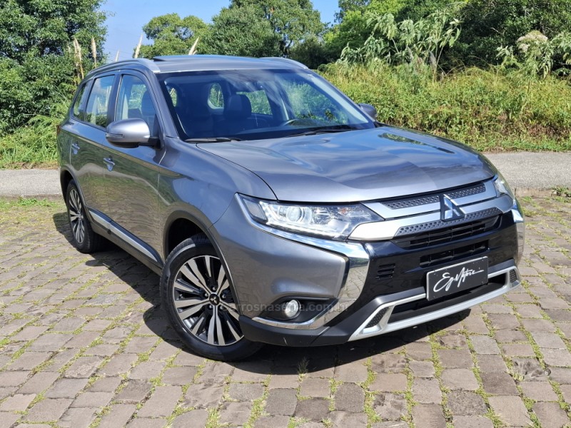 outlander 2.0 mivec hpe gasolina 4p automatico 2020 bento goncalves