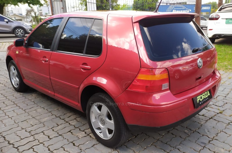 GOLF 1.6 8V GASOLINA 4P MANUAL - 2000 - CAXIAS DO SUL