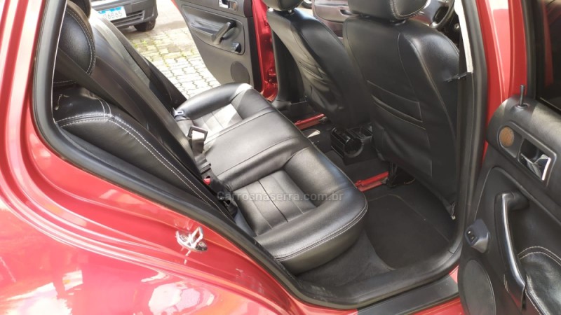 GOLF 1.6 8V GASOLINA 4P MANUAL - 2000 - CAXIAS DO SUL