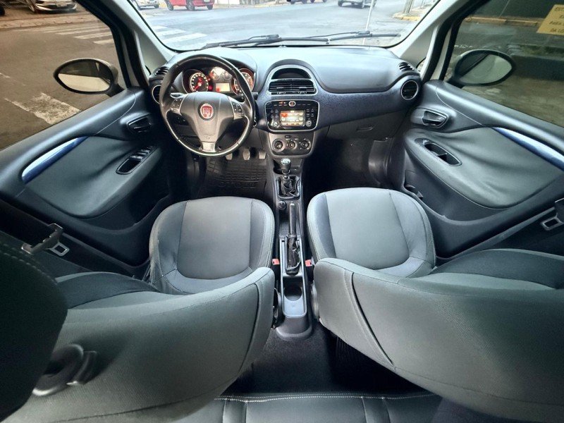 PUNTO 1.4 ATTRACTIVE 8V FLEX 4P MANUAL - 2016 - TRêS COROAS