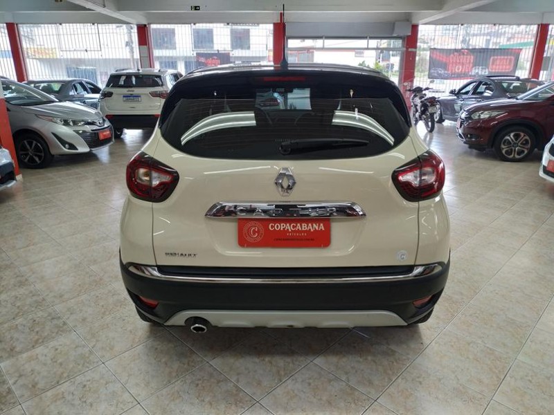 CAPTUR 2.0 16V FLEX INTENSE AUTOMÁTICO - 2018 - CAXIAS DO SUL