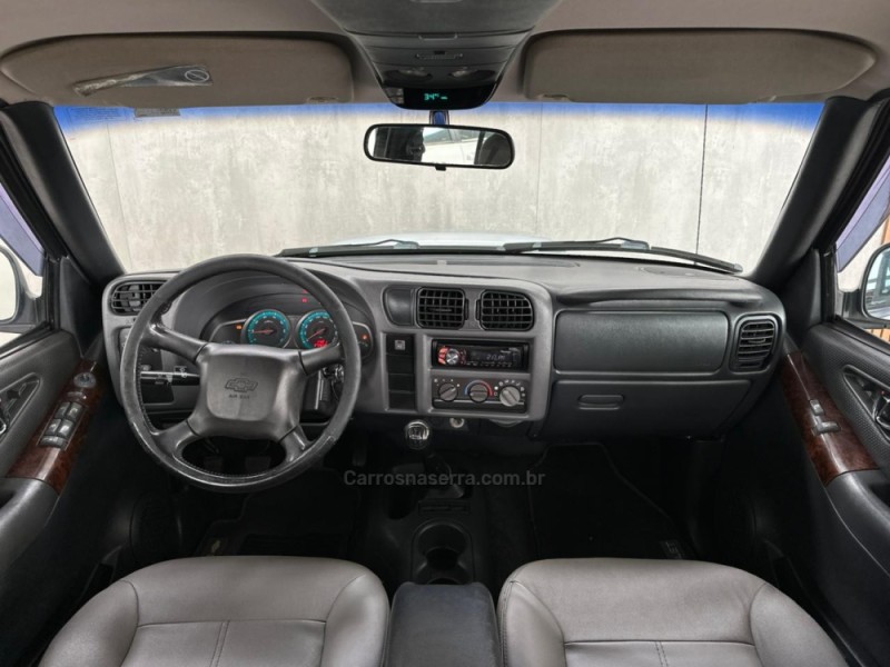 S10 2.4 MPFI EXECUTIVE 4X2 CD 8V FLEX 4P MANUAL - 2010 - NOVO HAMBURGO