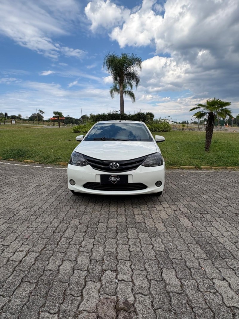 ETIOS 1.3 X 16V FLEX 4P MANUAL - 2014 - CAXIAS DO SUL