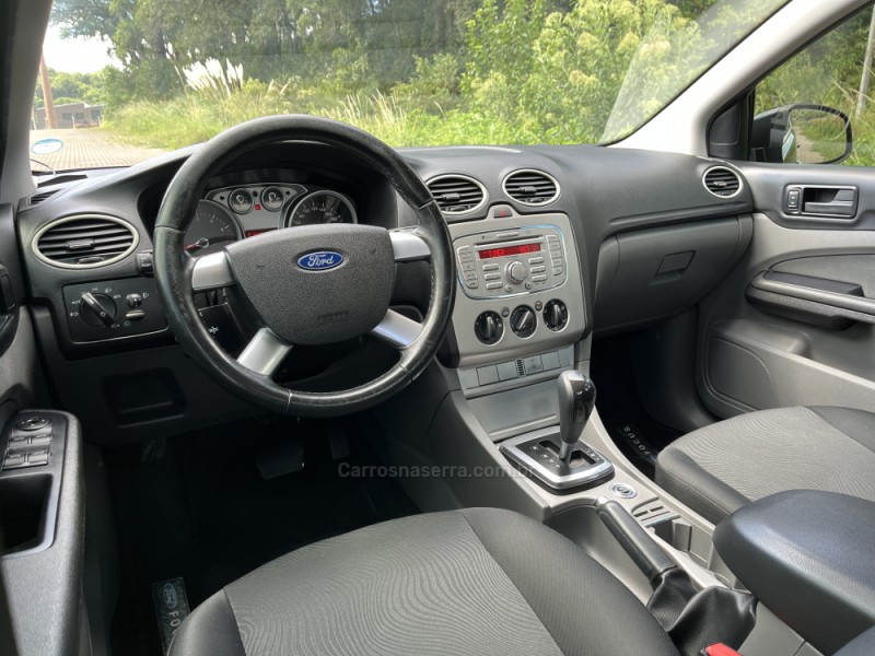 FOCUS 2.0 GLX SEDAN 16V FLEX 4P AUTOMÁTICO - 2013 - NOVA BASSANO