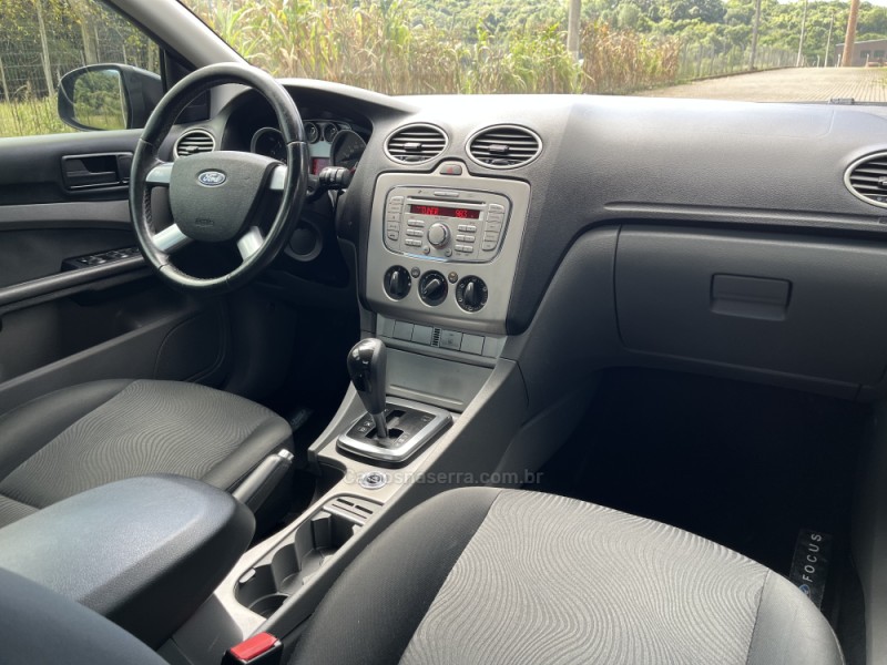 FOCUS 2.0 GLX SEDAN 16V FLEX 4P AUTOMÁTICO - 2013 - NOVA BASSANO