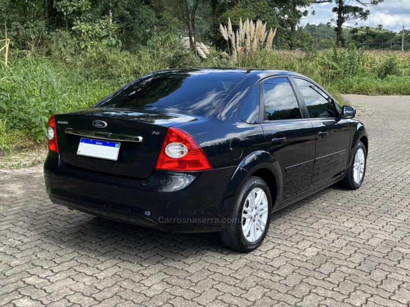 FOCUS 2.0 GLX SEDAN 16V FLEX 4P AUTOMÁTICO - 2013 - NOVA BASSANO