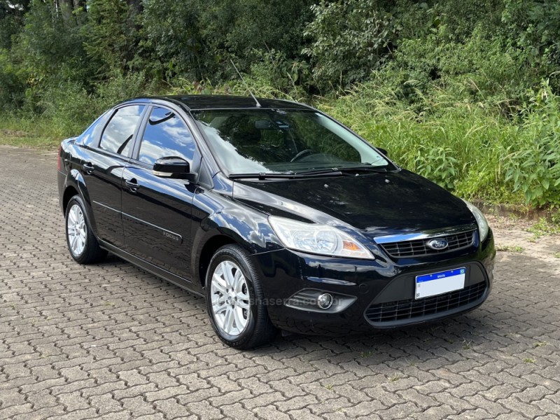 FOCUS 2.0 GLX SEDAN 16V FLEX 4P AUTOMÁTICO - 2013 - NOVA BASSANO