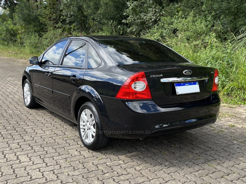 FOCUS 2.0 GLX SEDAN 16V FLEX 4P AUTOMÁTICO - 2013 - NOVA BASSANO