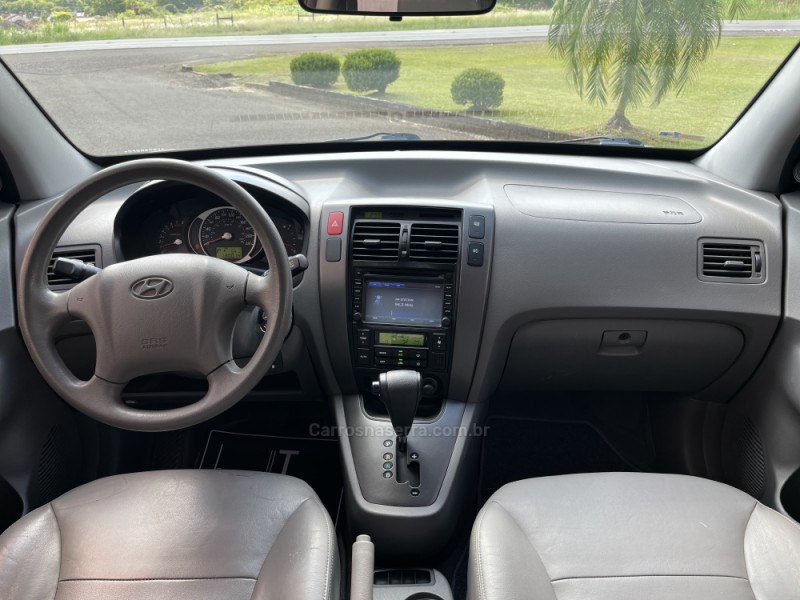 TUCSON 2.0 MPFI GLS 16V 143CV 2WD FLEX 4P AUTOMÁTICO - 2015 - BOM PRINCíPIO