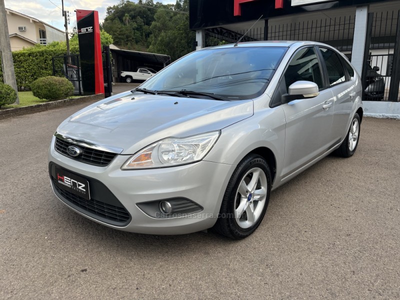 FOCUS 1.6 GLX 16V FLEX 4P MANUAL