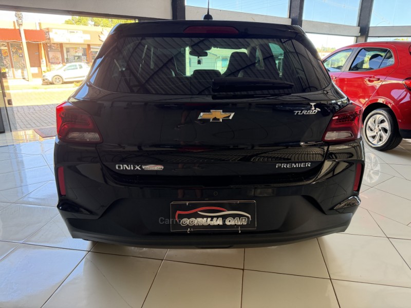 ONIX 1.0	PREMIER II PLUS 12V TURBO FLEX 4P AUTOMÁTICO - 2023 - ESMERALDA