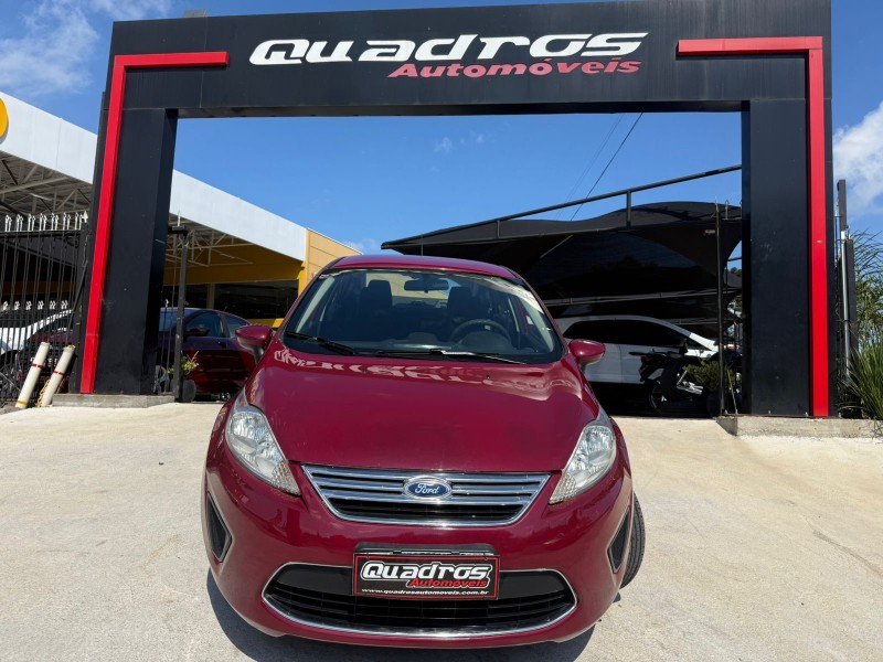 FIESTA 1.6 SEL SEDAN 16V FLEX 4P MANUAL  - 2011 - CAXIAS DO SUL