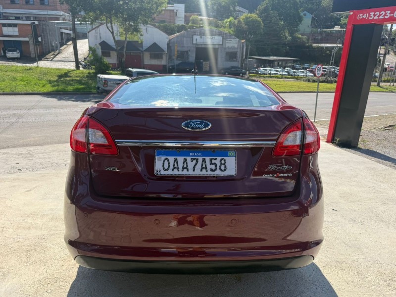 FIESTA 1.6 SEL SEDAN 16V FLEX 4P MANUAL  - 2011 - CAXIAS DO SUL