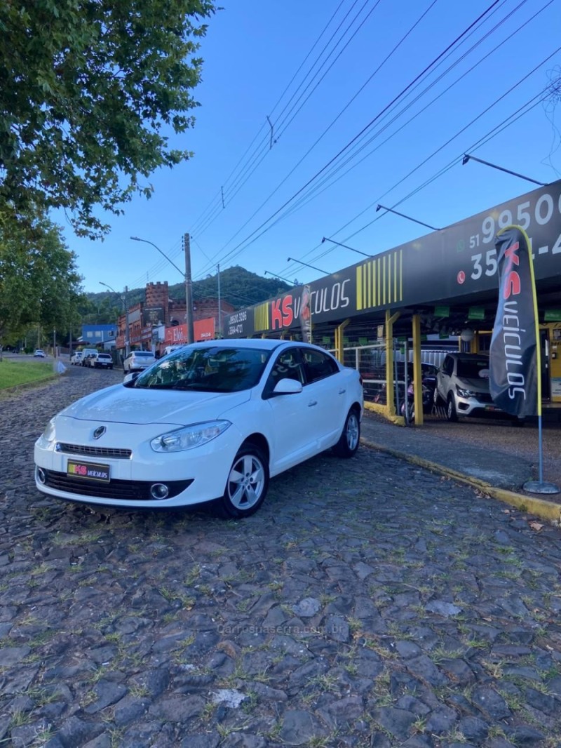 FLUENCE 2.0 DYNAMIQUE 16V FLEX 4P AUTOMÁTICO - 2013 - DOIS IRMãOS