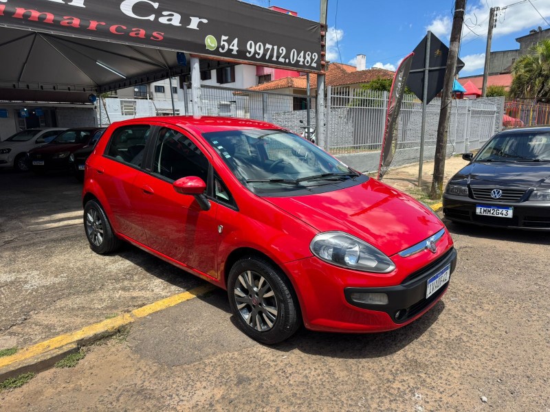 PUNTO 1.4 ATTRACTIVE 8V FLEX 4P MANUAL - 2014 - VACARIA