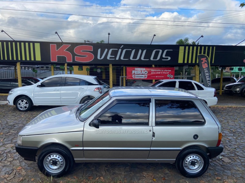 UNO 1.0 MPI MILLE FIRE 8V FLEX 2P MANUAL - 2002 - DOIS IRMãOS