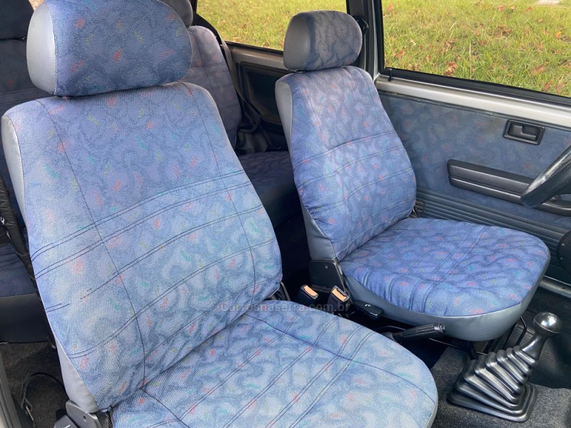 UNO 1.0 MPI MILLE FIRE 8V FLEX 2P MANUAL - 2002 - DOIS IRMãOS