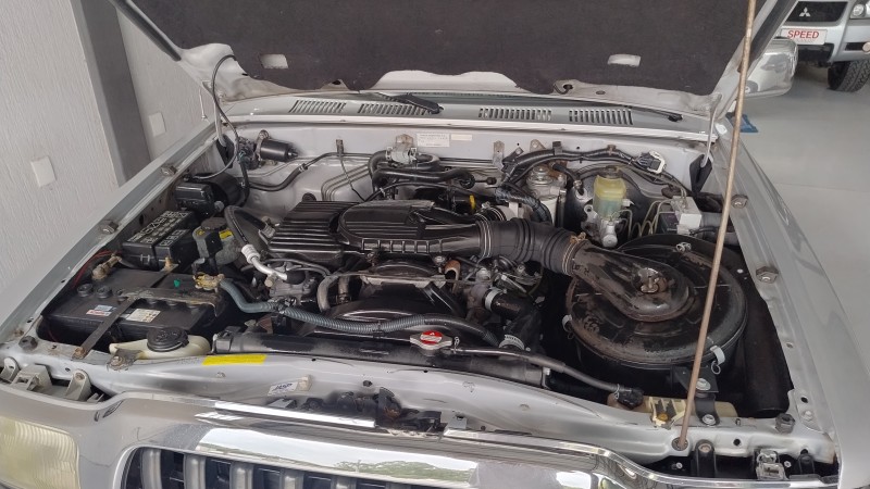 HILUX 3.0 SRV 4X2 CD 8V DIESEL 4P MANUAL - 2002 - SãO SEBASTIãO DO CAí