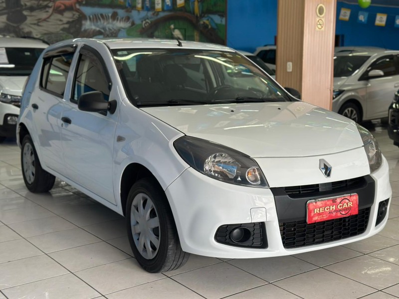 sandero 1.0 authentique 16v flex 4p manual 2014 caxias do sul