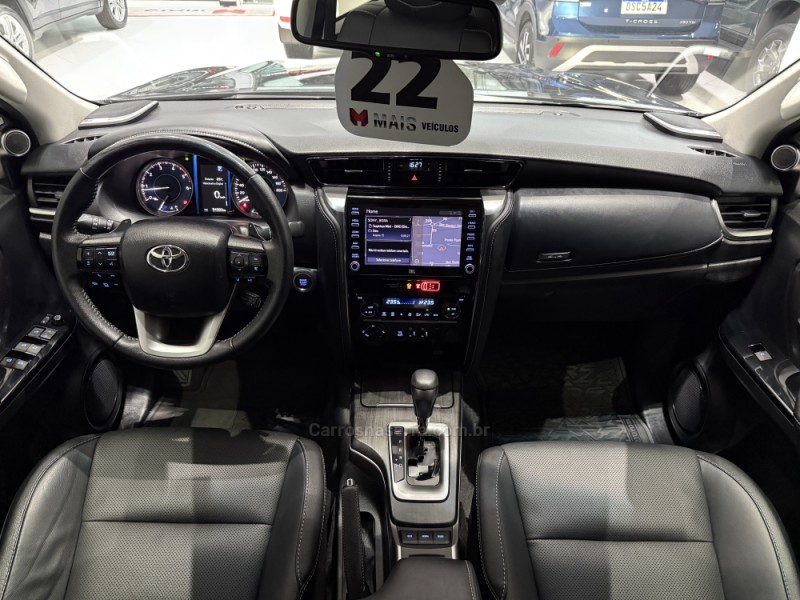 HILUX SW4 2.8 SRX 4X4 7 LUGARES 16V TURBO INTERCOOLER DIESEL 4P AUTOMÁTICO - 2022 - ERECHIM