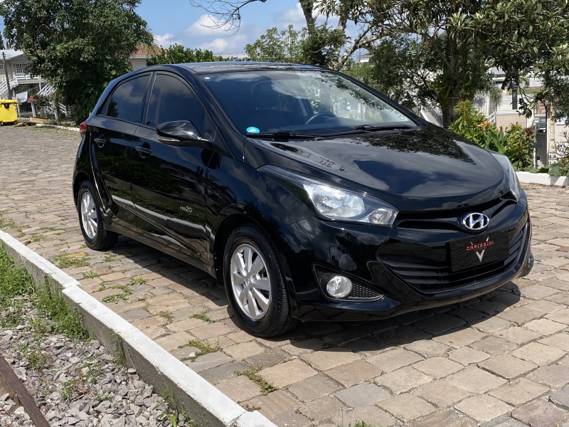 HB20 1.0 COMFORT PLUS 12V FLEX 4P MANUAL - 2014 - CARLOS BARBOSA