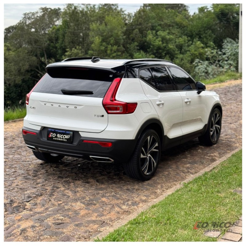 XC 40 2.0 T5 GASOLINA MOMENTUM AWD GEARTRONIC - 2018 - CAMPO BOM