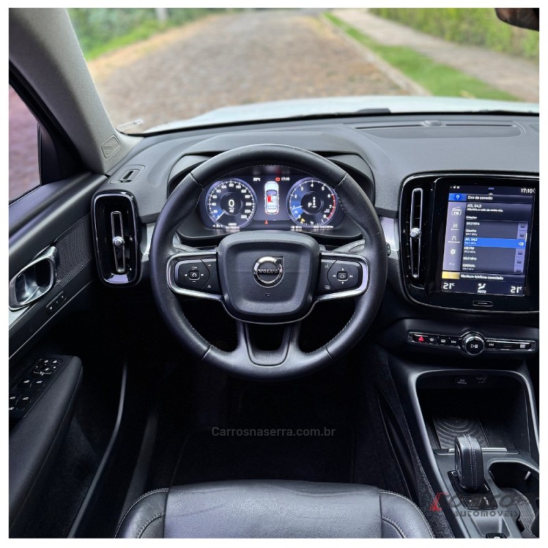 XC 40 2.0 T5 GASOLINA MOMENTUM AWD GEARTRONIC - 2018 - CAMPO BOM