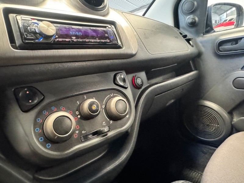 UNO 1.0 WAY 8V FLEX 4P MANUAL - 2013 - CAXIAS DO SUL