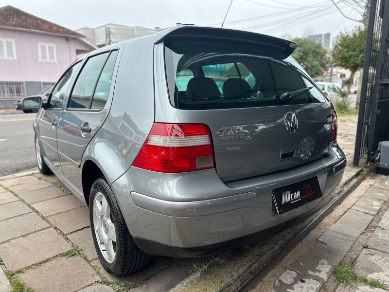 GOLF 2.0 MI COMFORTLINE 8V GASOLINA 4P MANUAL - 2004 - CAXIAS DO SUL