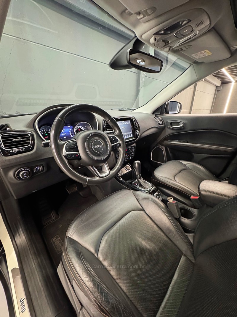 COMPASS 2.0 16V FLEX LIMITED AUTOMÁTICO - 2018 - PASSO FUNDO