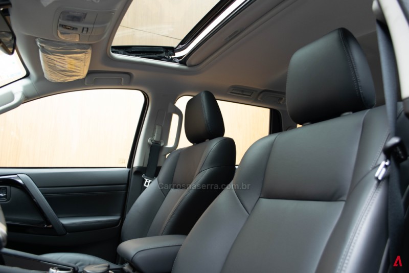 PAJERO SPORT 2.4 LEGEND 4X4 TURBO DIESEL 4P AUTOMÁTICO - 2025 - GARIBALDI