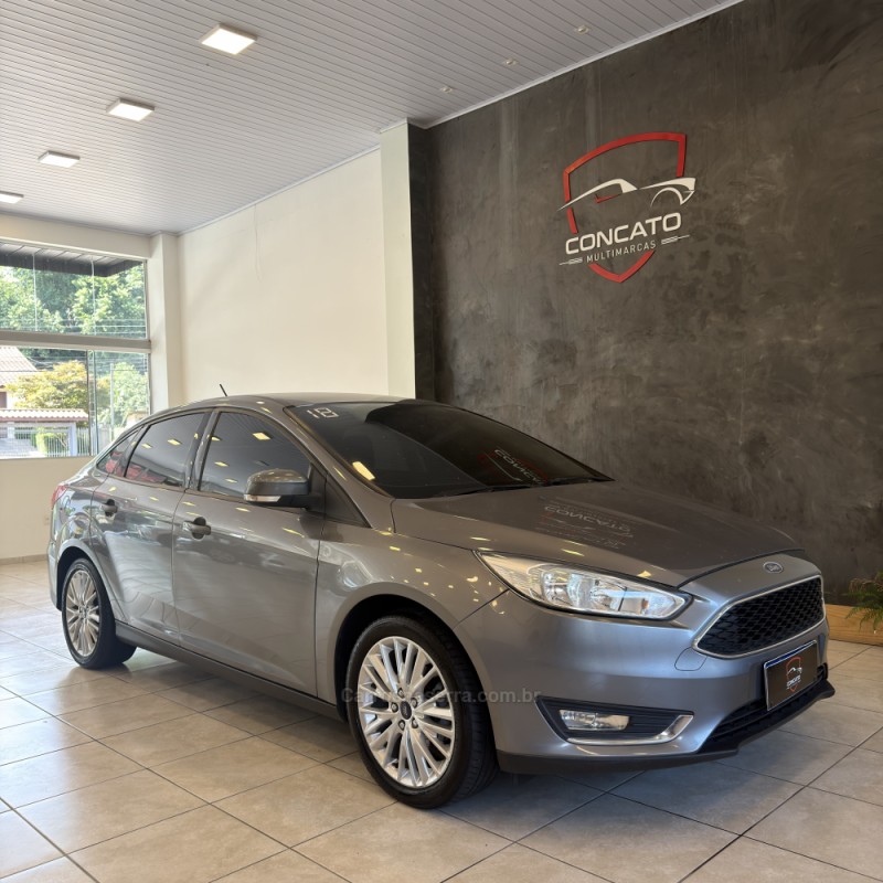FOCUS 2.0 SE SEDAN 16V FLEX 4P AUTOMÁTICO - 2018 - FARROUPILHA