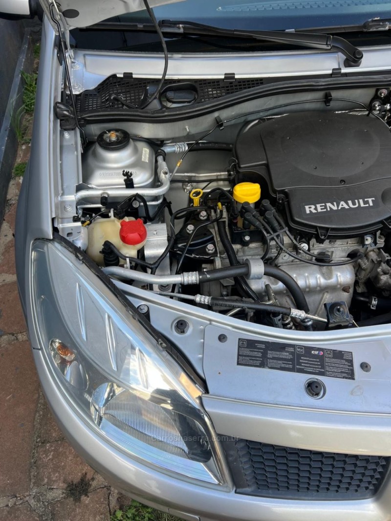 SANDERO 1.6 EXPRESSION 8V FLEX 4P MANUAL - 2011 - PORTO ALEGRE