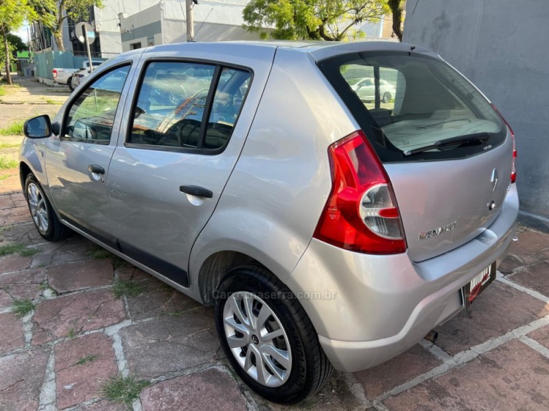 SANDERO 1.6 EXPRESSION 8V FLEX 4P MANUAL - 2011 - PORTO ALEGRE