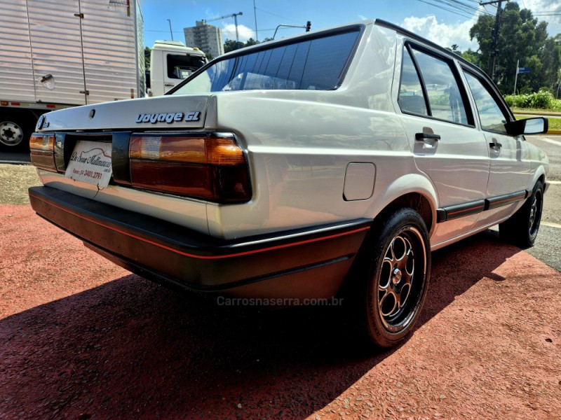VOYAGE 1.8 GL 8V GASOLINA 4P MANUAL - 1995 - FARROUPILHA