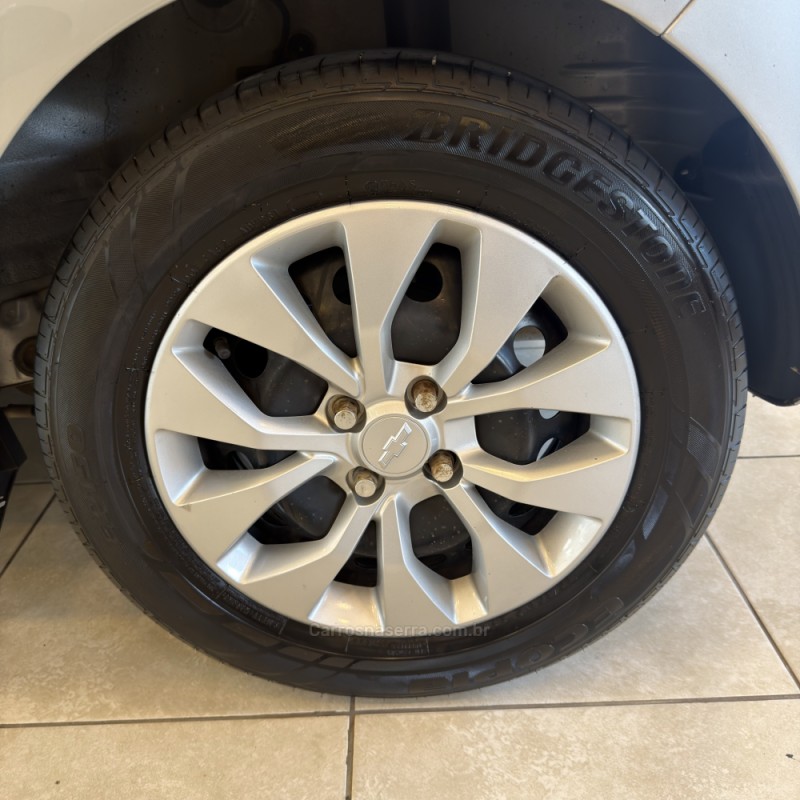 ONIX 1.4 MPFI LT 8V FLEX 4P MANUAL - 2018 - FARROUPILHA