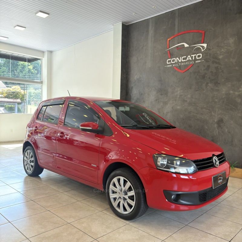 FOX 1.0 MI TREND 8V FLEX 4P MANUAL - 2010 - FARROUPILHA