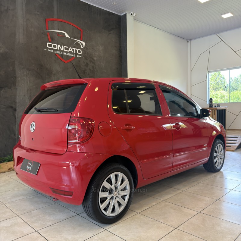 FOX 1.0 MI TREND 8V FLEX 4P MANUAL - 2010 - FARROUPILHA