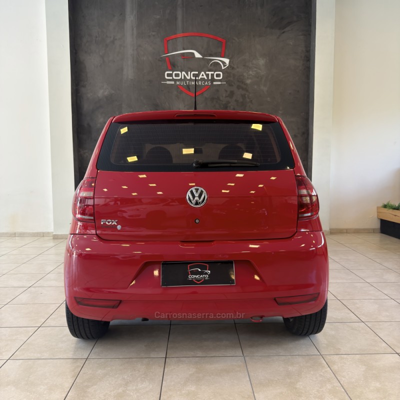 FOX 1.0 MI TREND 8V FLEX 4P MANUAL - 2010 - FARROUPILHA