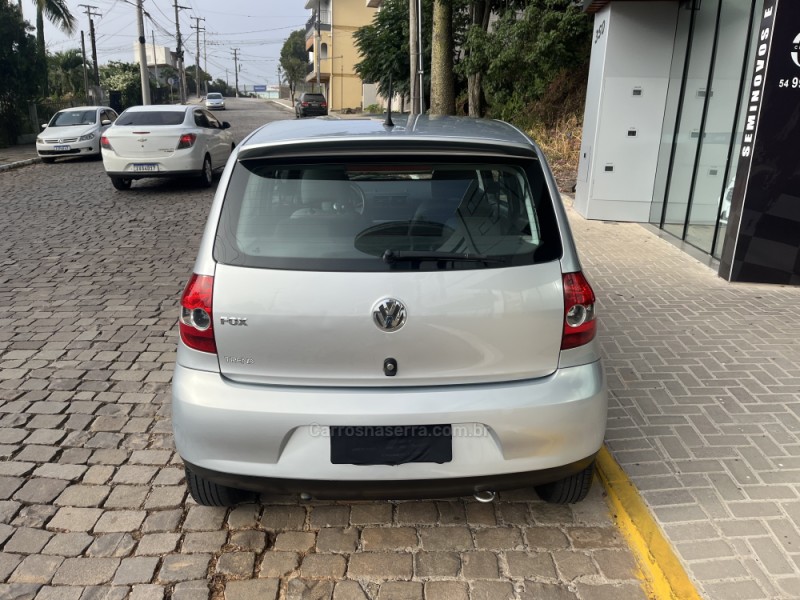 FOX 1.0 MI TREND 8V FLEX 4P MANUAL - 2010 - VERANóPOLIS