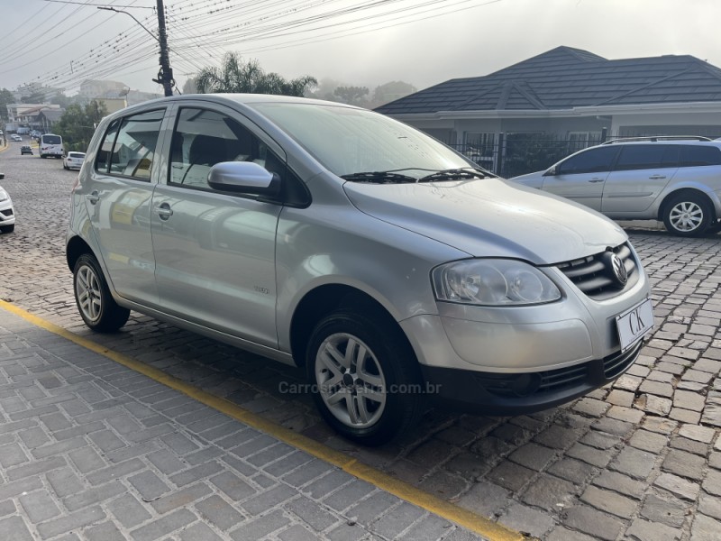 FOX 1.0 MI TREND 8V FLEX 4P MANUAL - 2010 - VERANóPOLIS