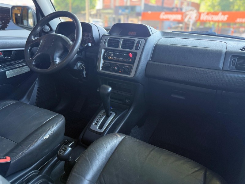 PAJERO TR4 2.0 4X4 16V 131CV GASOLINA 4P AUTOMÁTICO - 2005 - TRêS COROAS