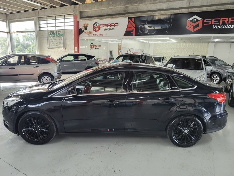 FOCUS 2.0 TITANIUM PLUS SEDAN 16V FLEX 4P AUTOMÁTICO - 2016 - CAXIAS DO SUL