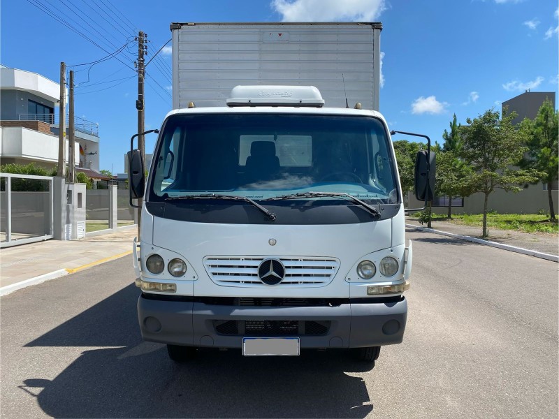 ACCELO 915 C - 2010 - BENTO GONçALVES