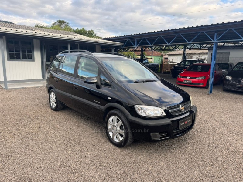 ZAFIRA 2.0 MPFI ELEGANCE 16V GASOLINA 4P MANUAL - 2012 - IGREJINHA