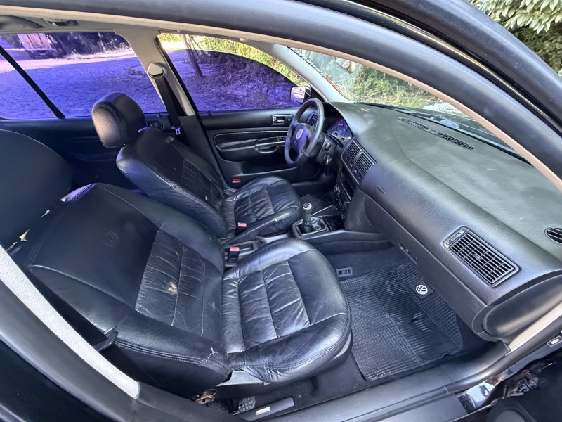 GOLF 2.0 MI 8V GASOLINA 4P MANUAL - 2004 - CAXIAS DO SUL